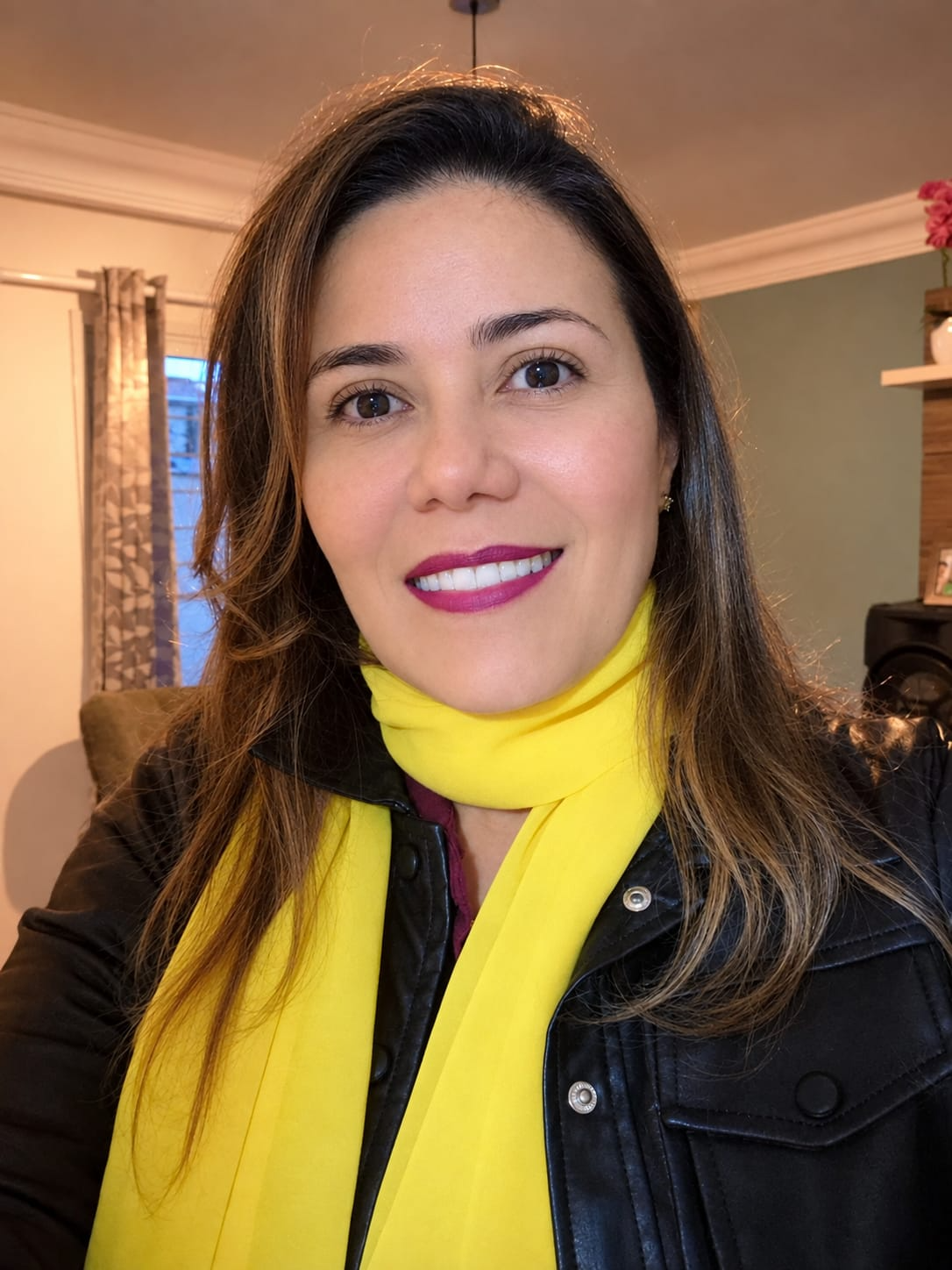 Profa. Dra. Regina Fabia Lopes de Albuquerque